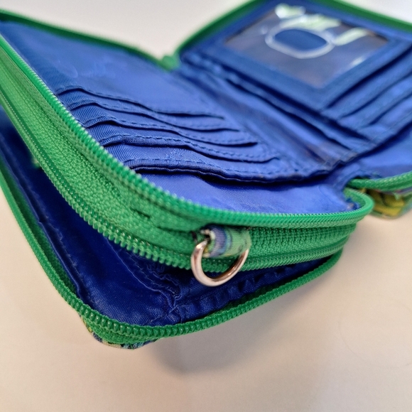 Vera Bradley wallet/crossbody plus Free Vera Bradley ID & coin purse - Picture 10 of 16